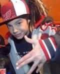 uite j o poza despre tom